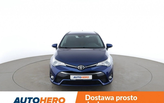Toyota Avensis cena 64000 przebieg: 108880, rok produkcji 2016 z Prószków małe 379